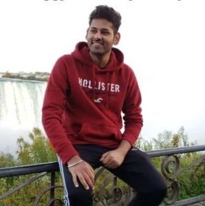 Meet your Posher, Karanpreet
